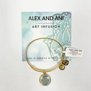 Alex and Ani Hand of Fatima Gold Bracelet‎